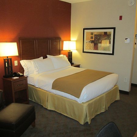Holiday Inn Express & Suites Paducah West By Ihg מראה חיצוני תמונה